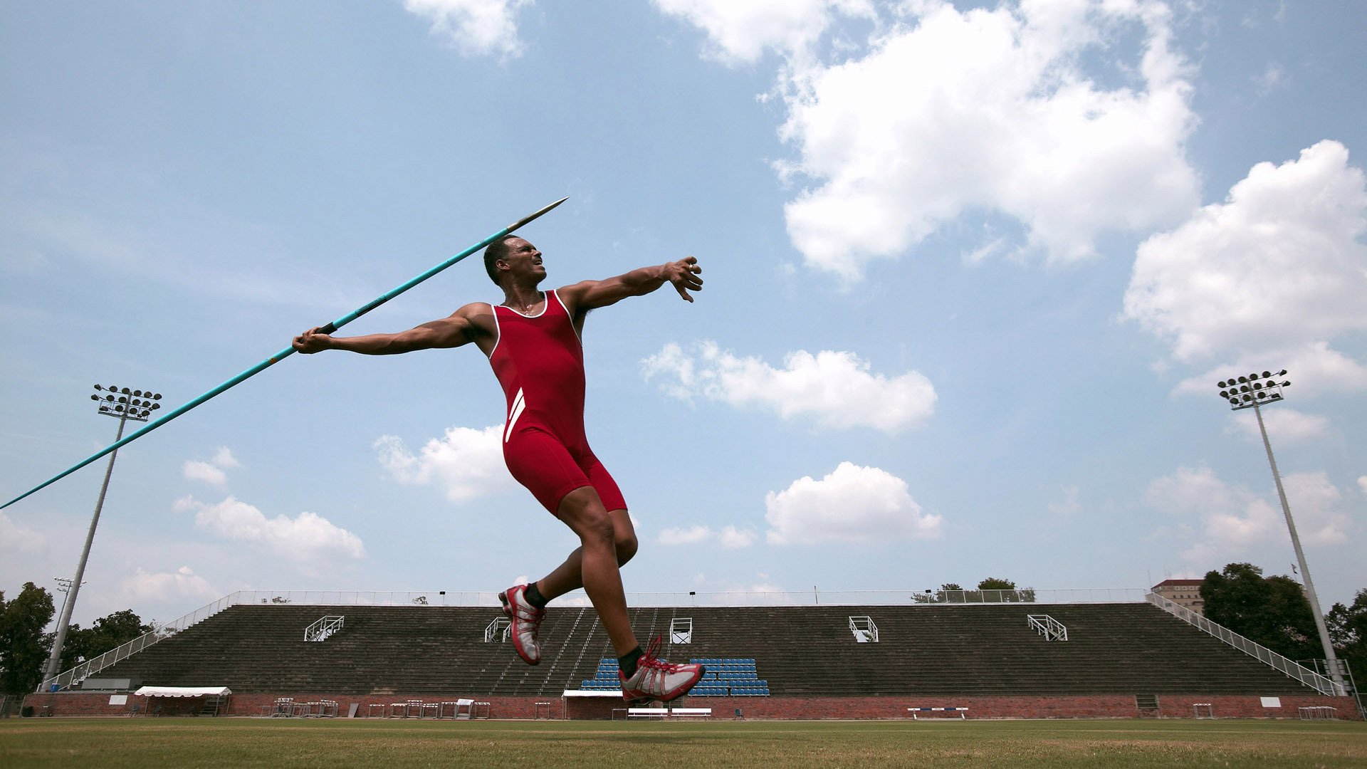 中国篮球的力量从不低头，中国篮球弱吗